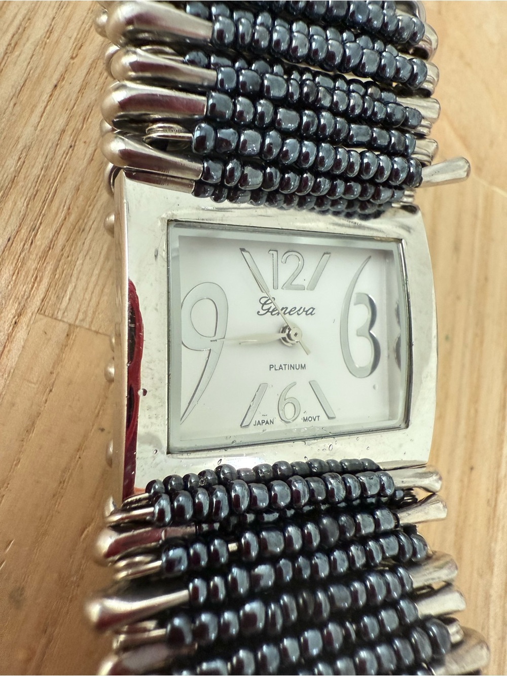 Geneva ladies beaded safety pin bracelet watch NEW BATTERY